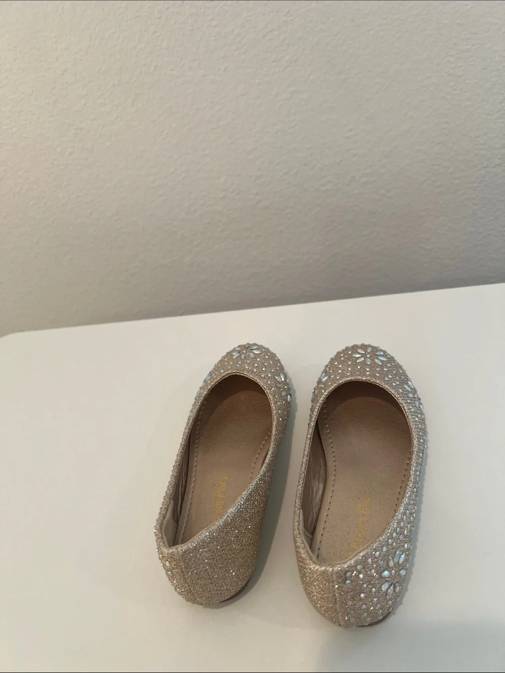Dream Pairs Girls' Sparkle Ballet Flats in Champagne Gold